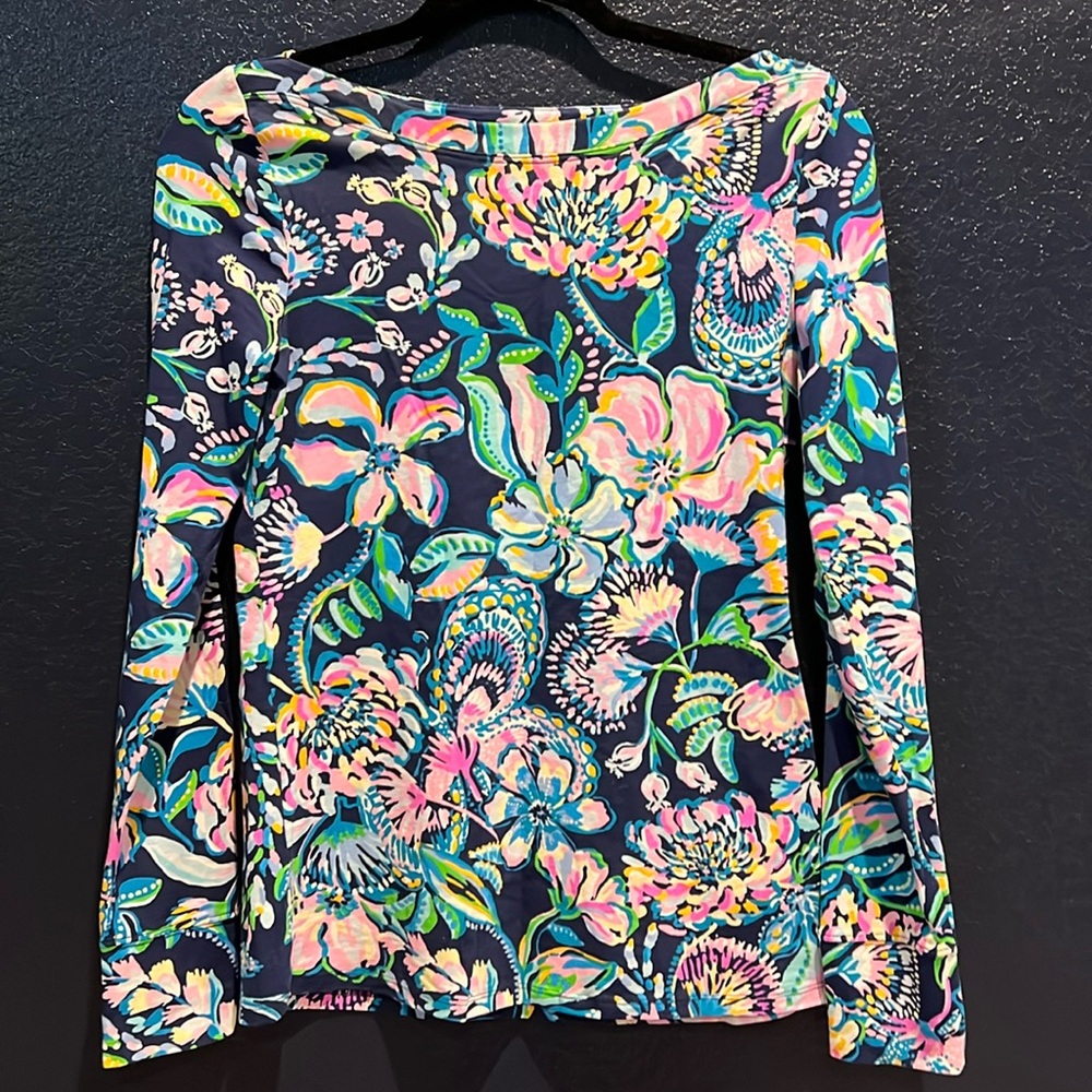 Lilly Pulitzer long sleeve boat neck top. Worn once.